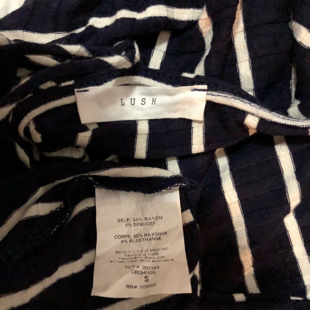 Lush Stripped Dress - Picture 5 of 5